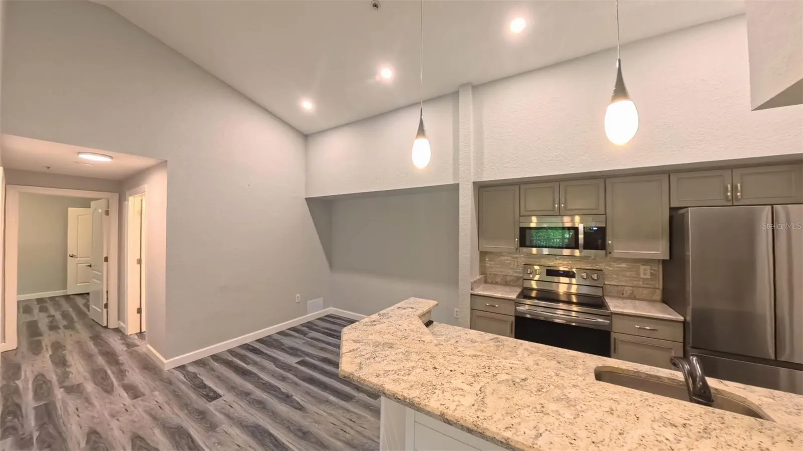 4102 CENTRAL SARASOTA PKWY #924, #924