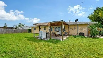 1104 FRUITLAND AVE.