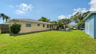 1104 FRUITLAND AVE.