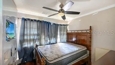 1104 FRUITLAND AVE.