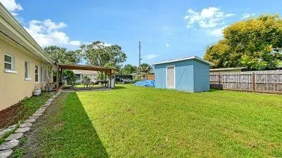1104 FRUITLAND AVE.