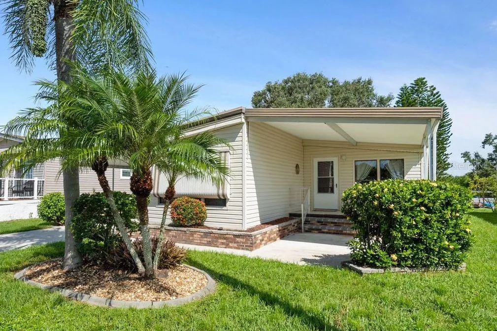 712 FAIRMOUNT DR