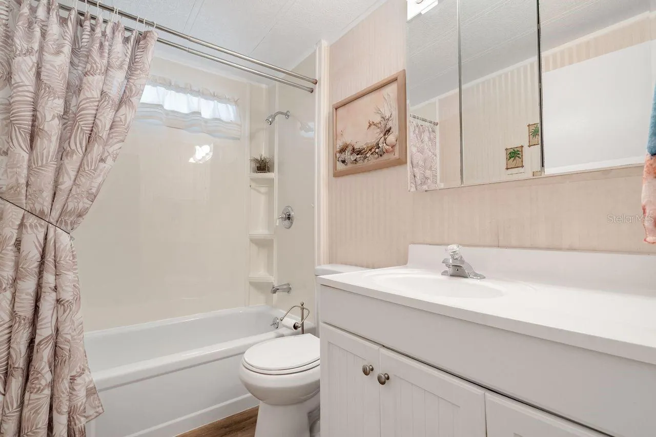 712 FAIRMOUNT DR