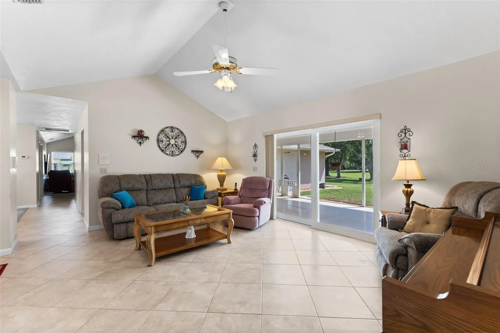 7267 CASTLE DR