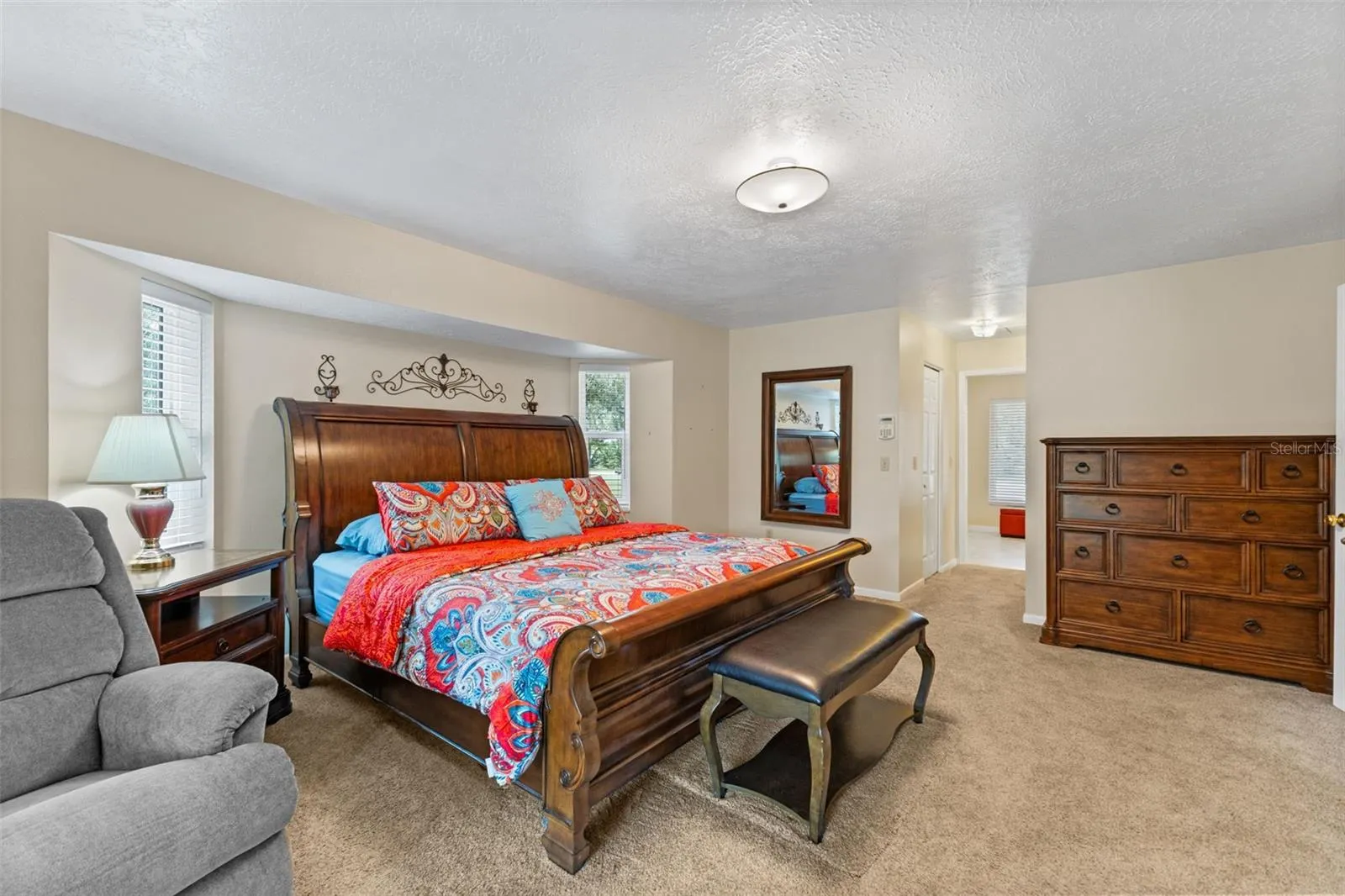 7267 CASTLE DR