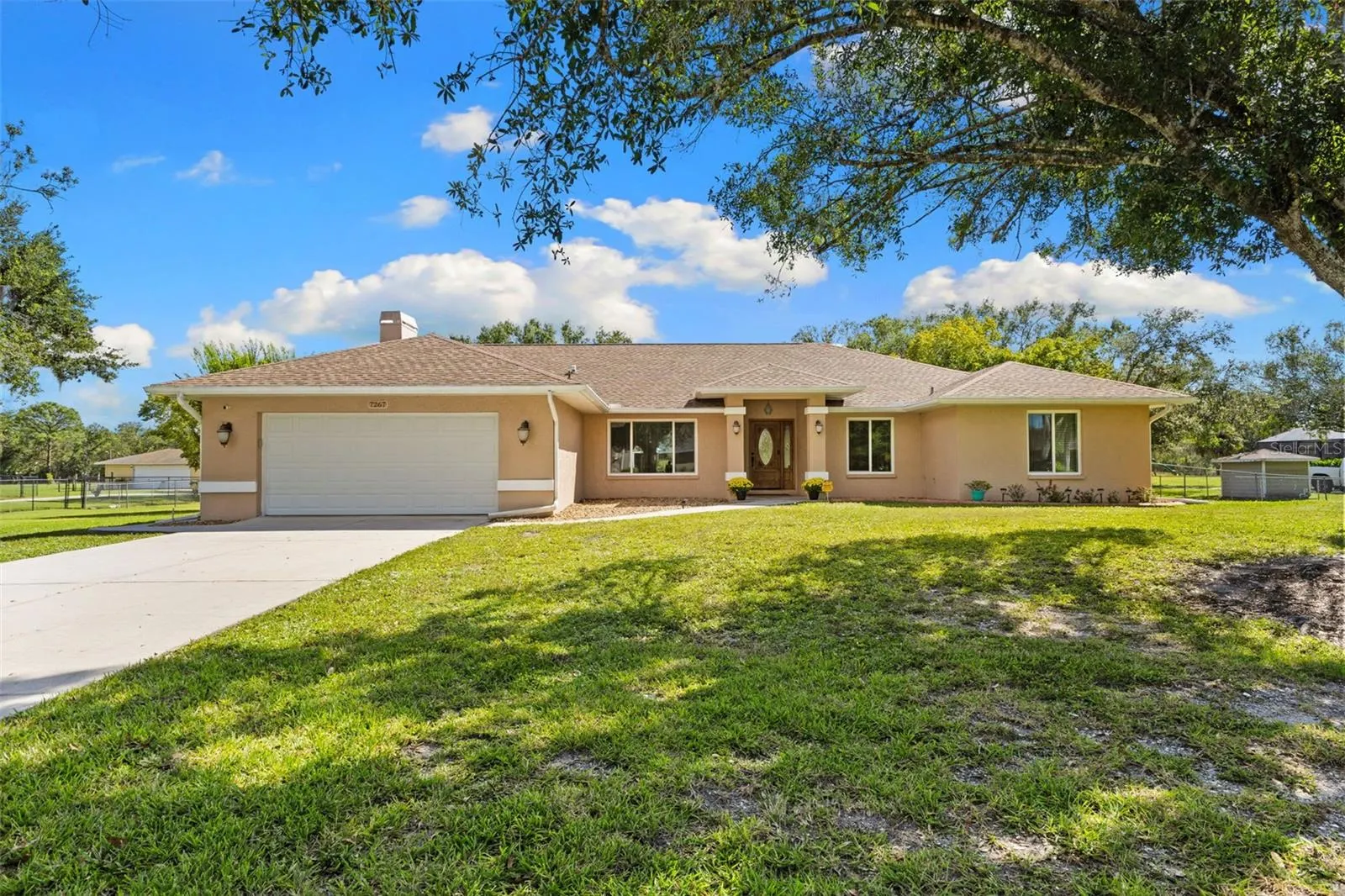7267 CASTLE DR