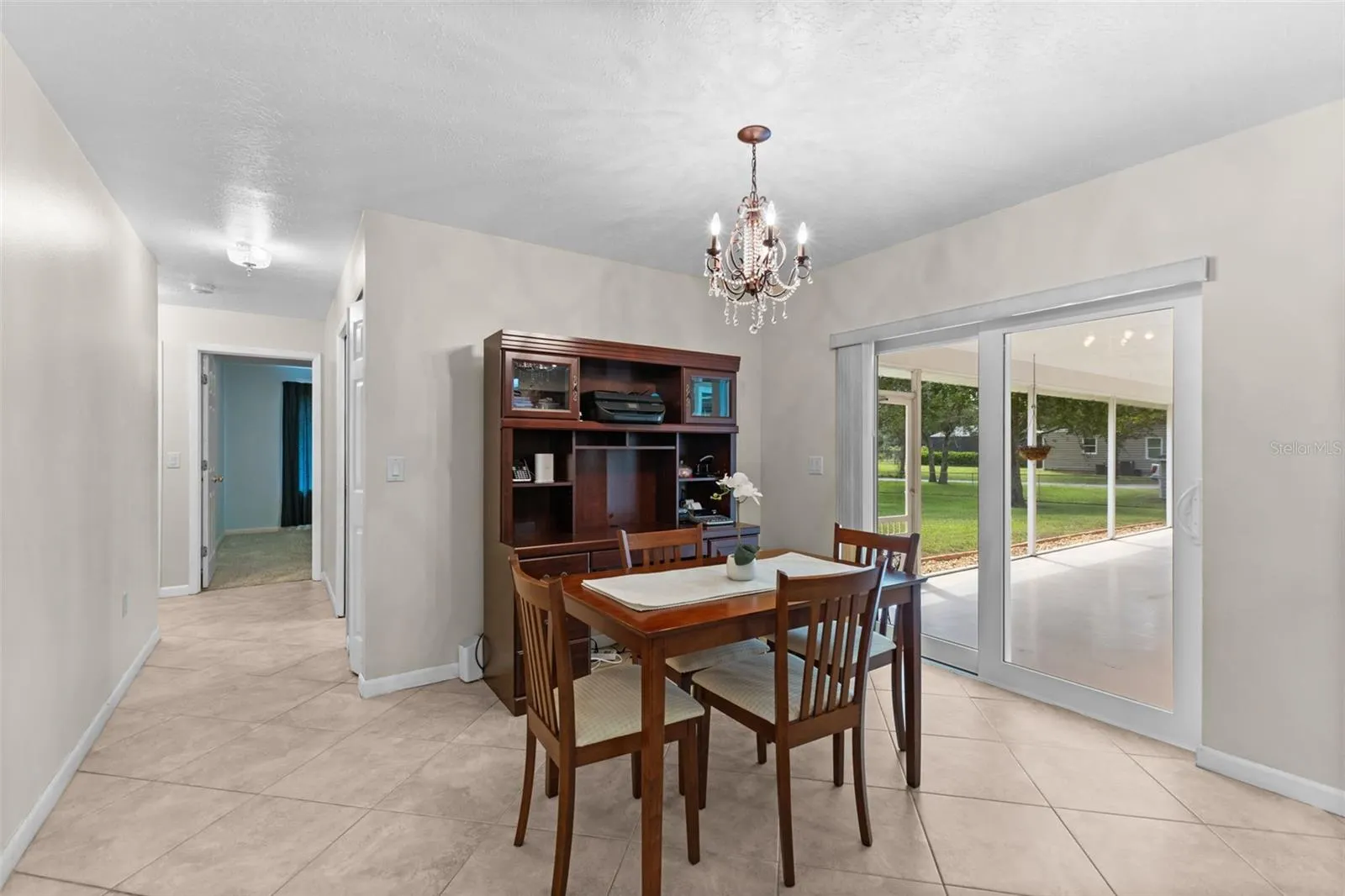 7267 CASTLE DR