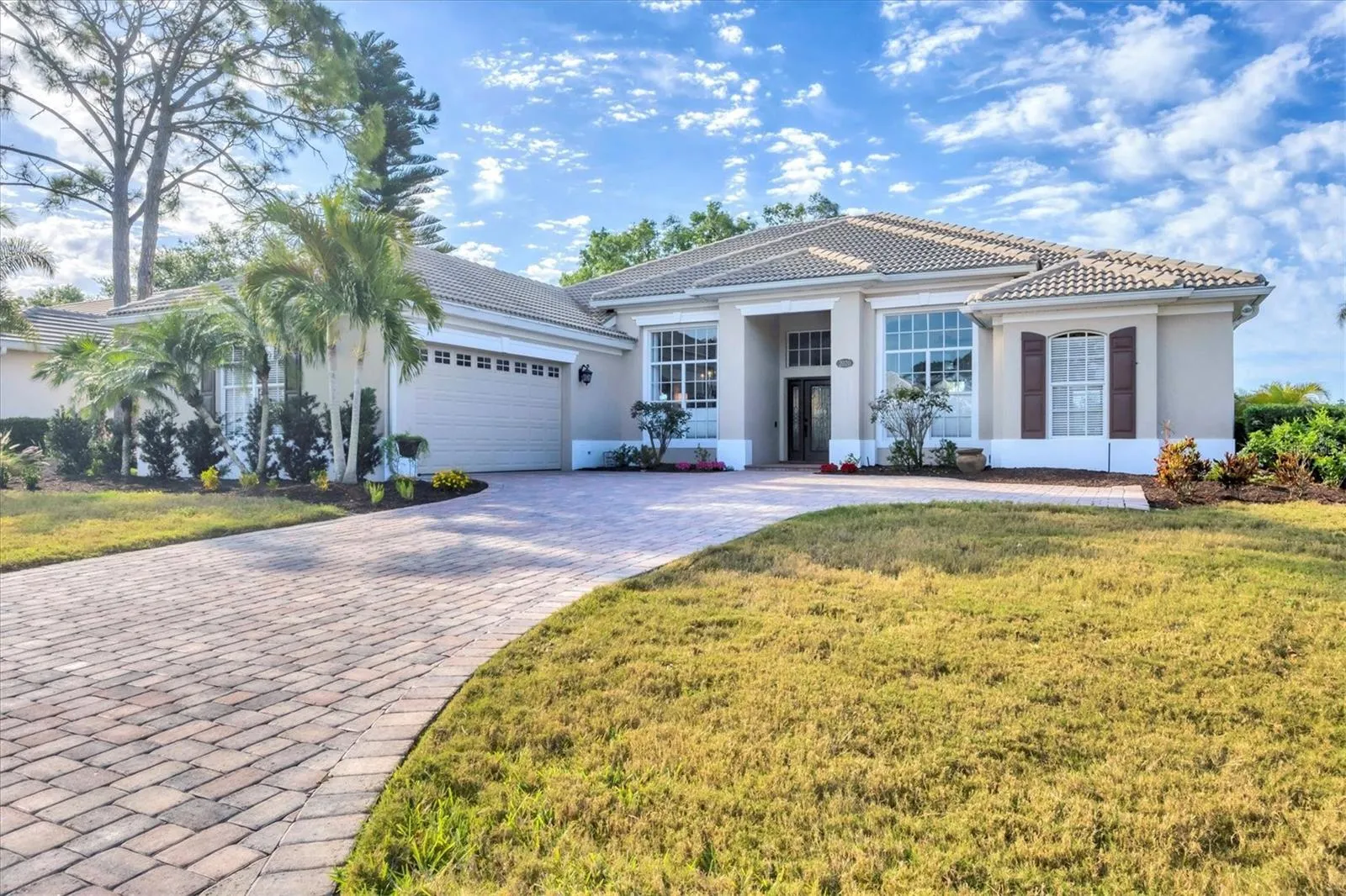 2020 CALUSA LAKES BLVD