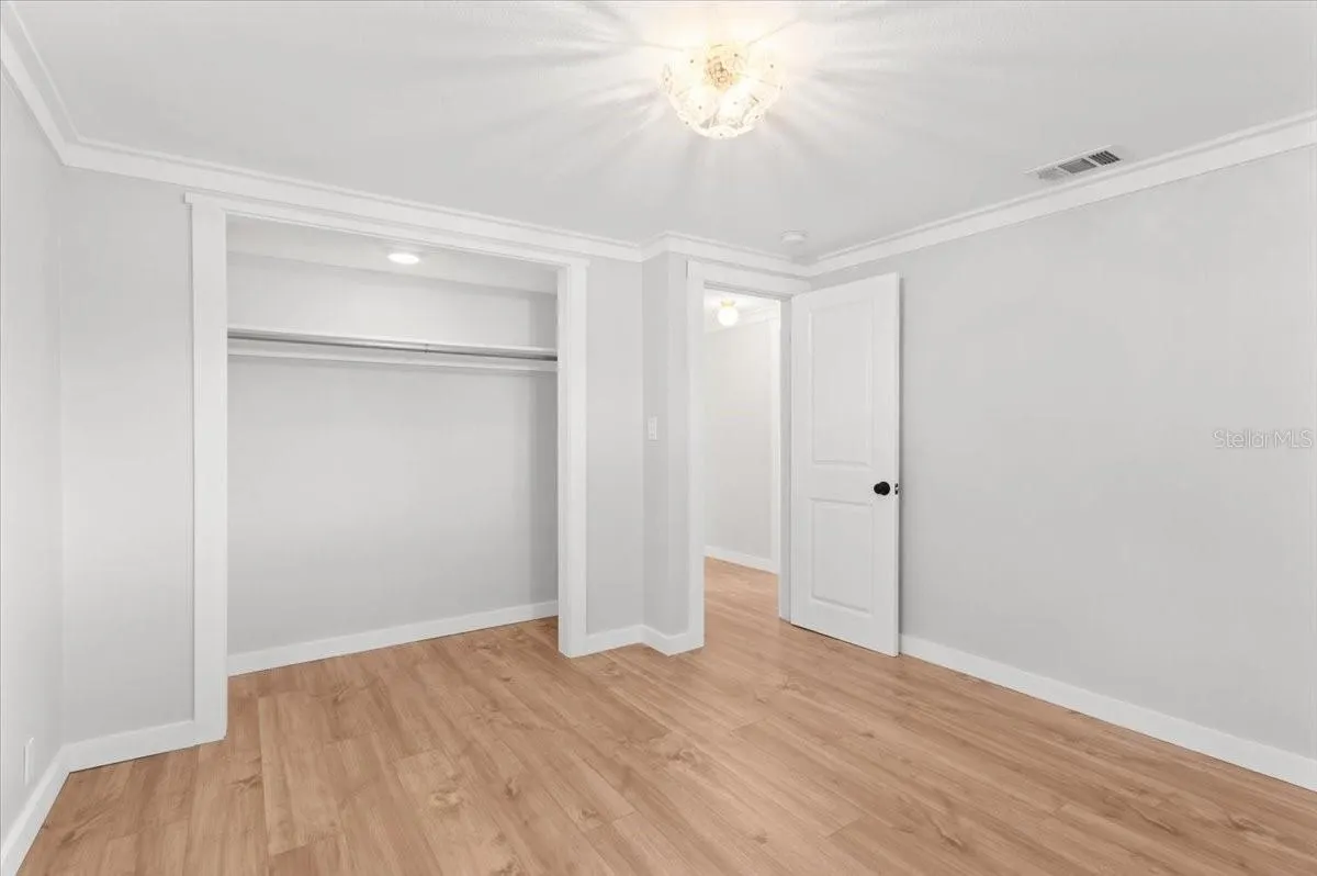 311 DORCHESTER DR