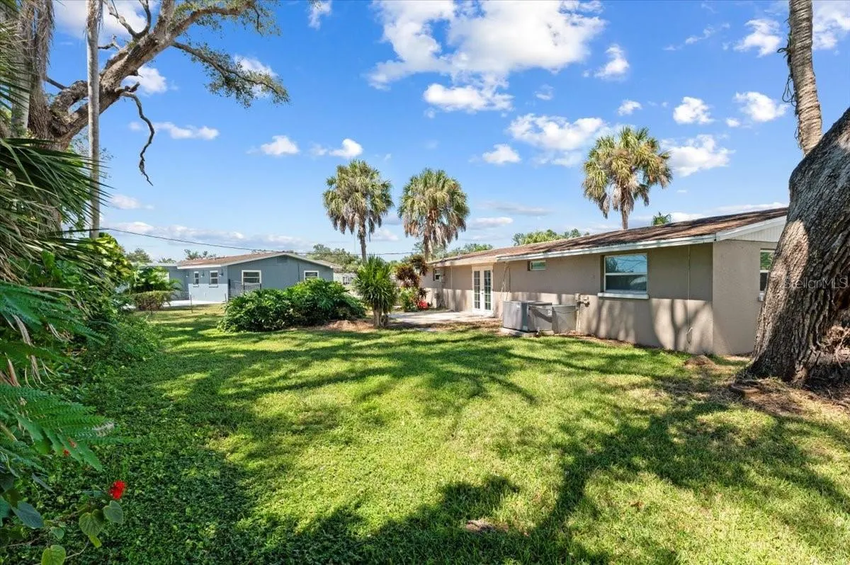 311 DORCHESTER DR
