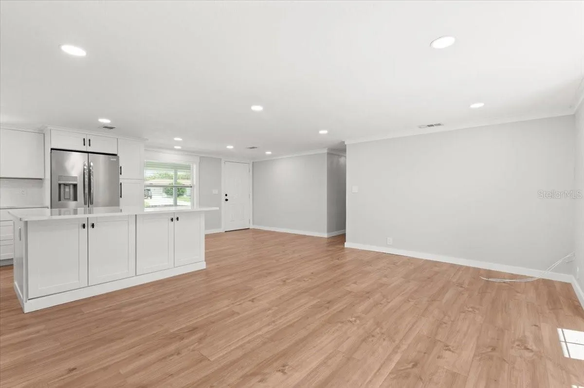 311 DORCHESTER DR