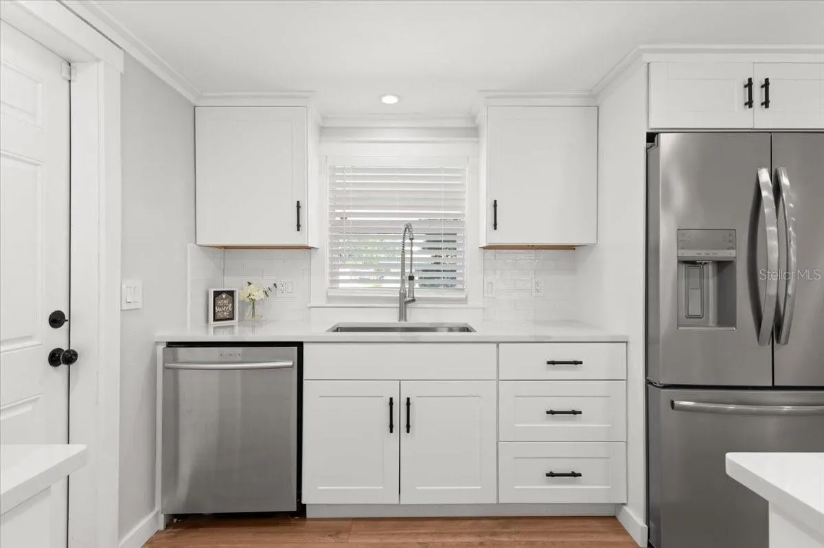 311 DORCHESTER DR