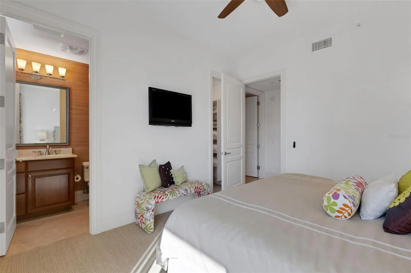 464 GOLDEN GATE PT #403, #403