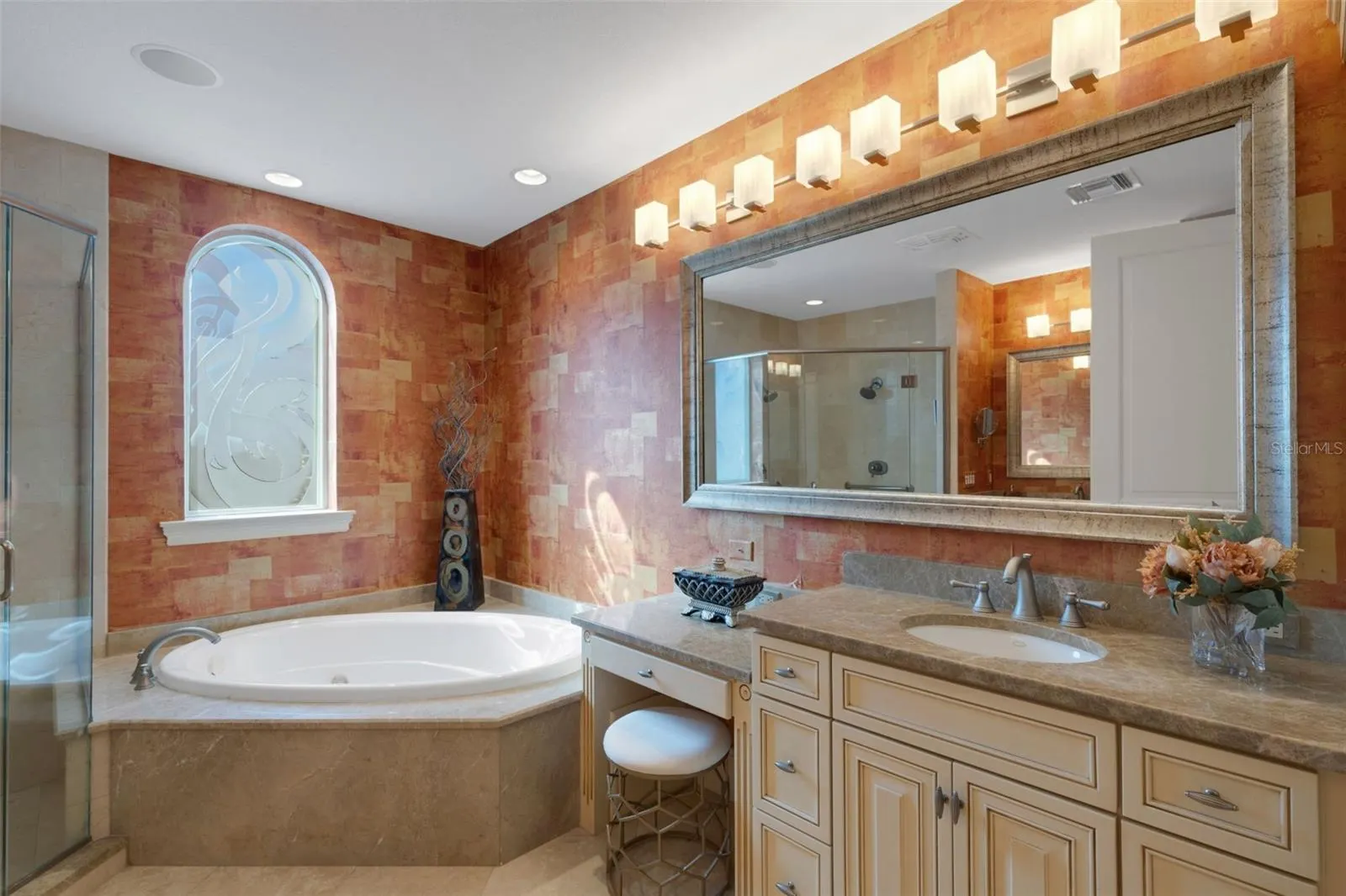 464 GOLDEN GATE PT #403, #403