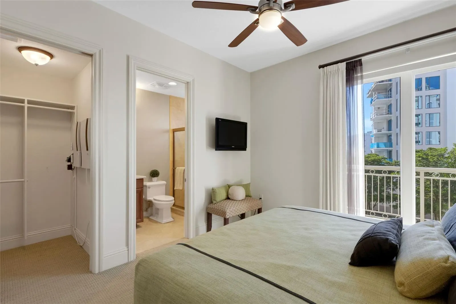464 GOLDEN GATE PT #403, #403