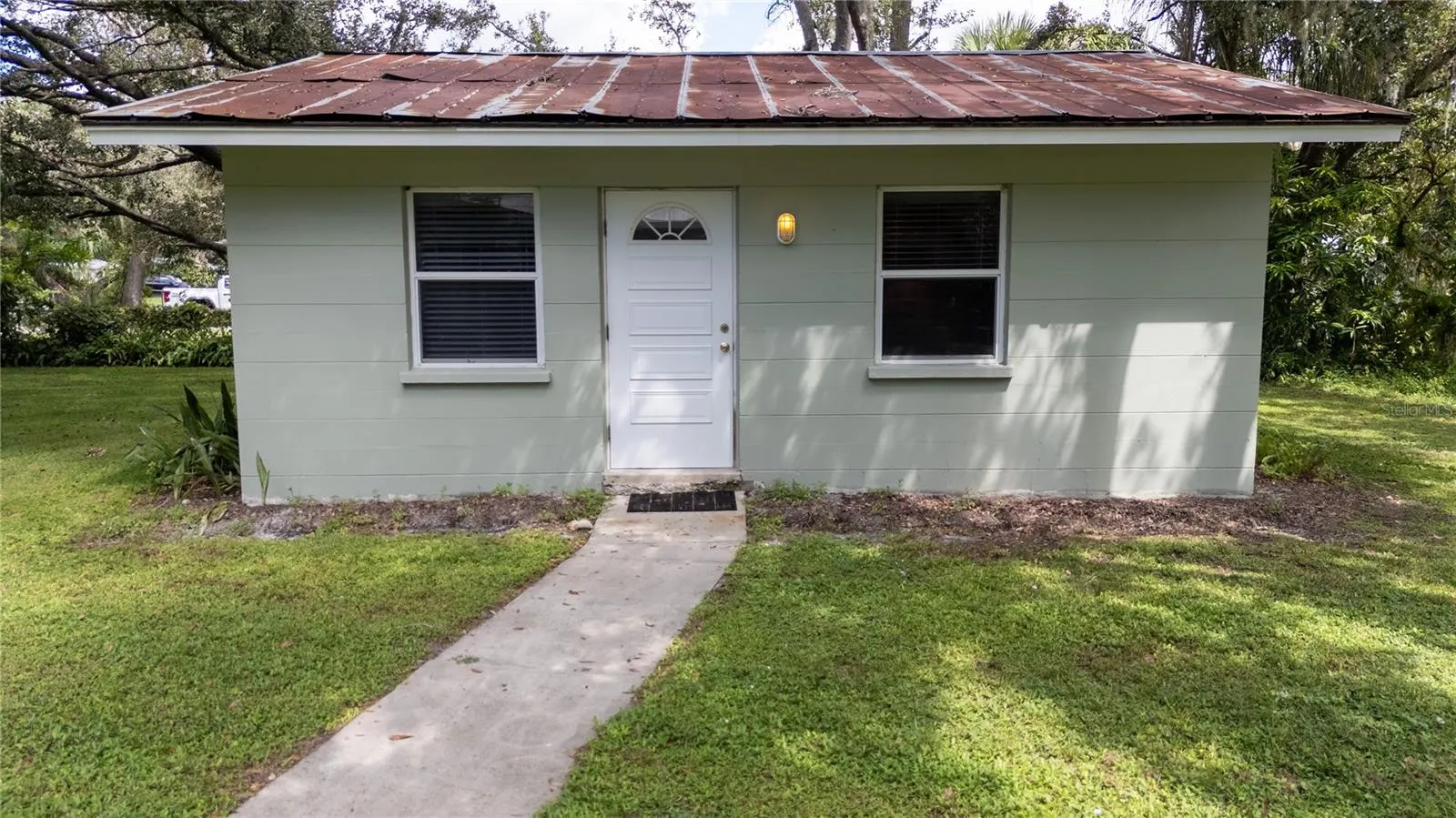 1150 WILLIS AVE