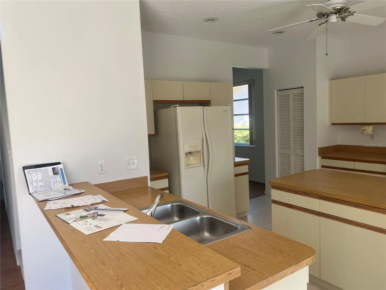 9528 KNIGHTSBRIDGE CIR