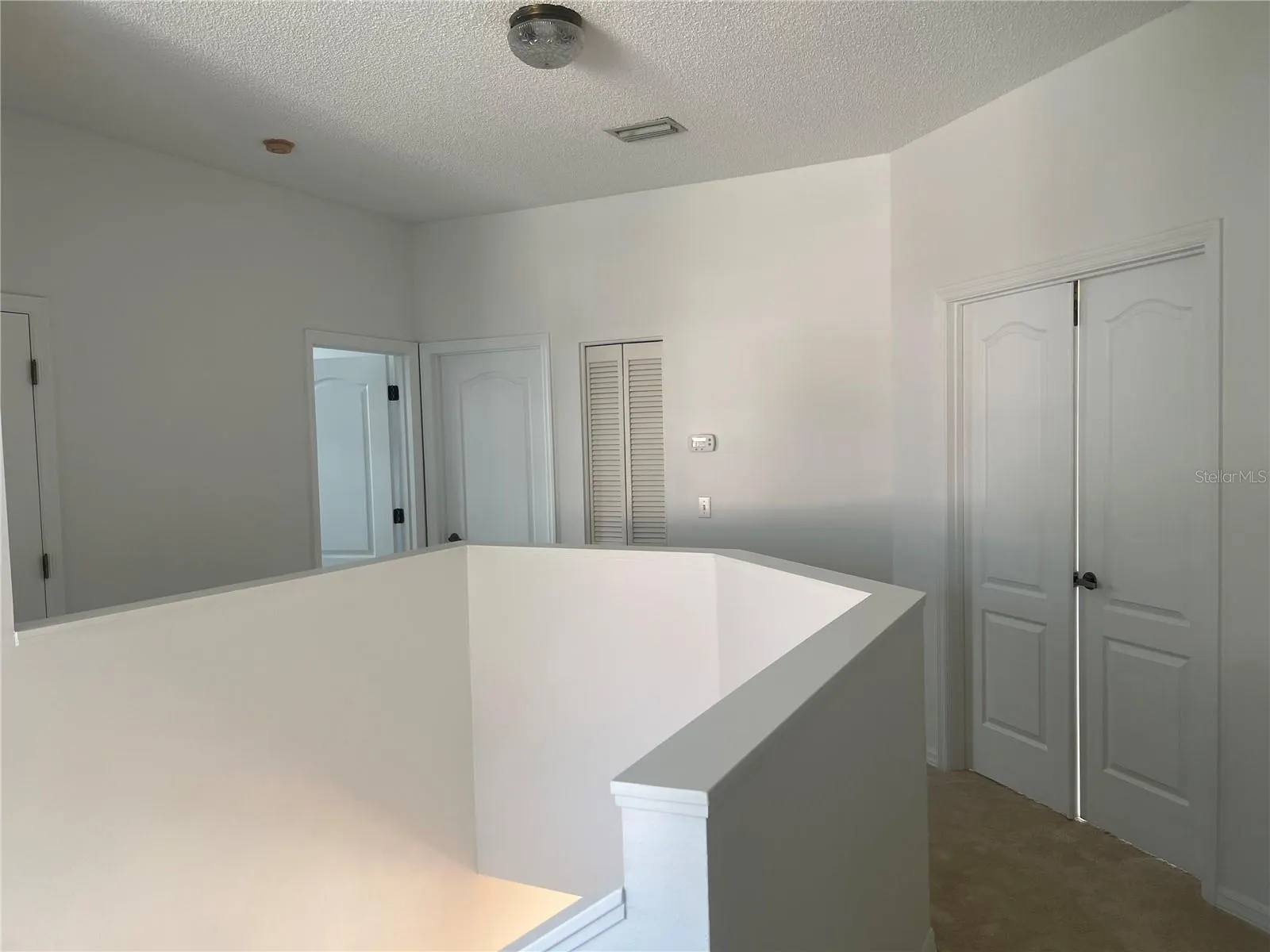 9528 KNIGHTSBRIDGE CIR