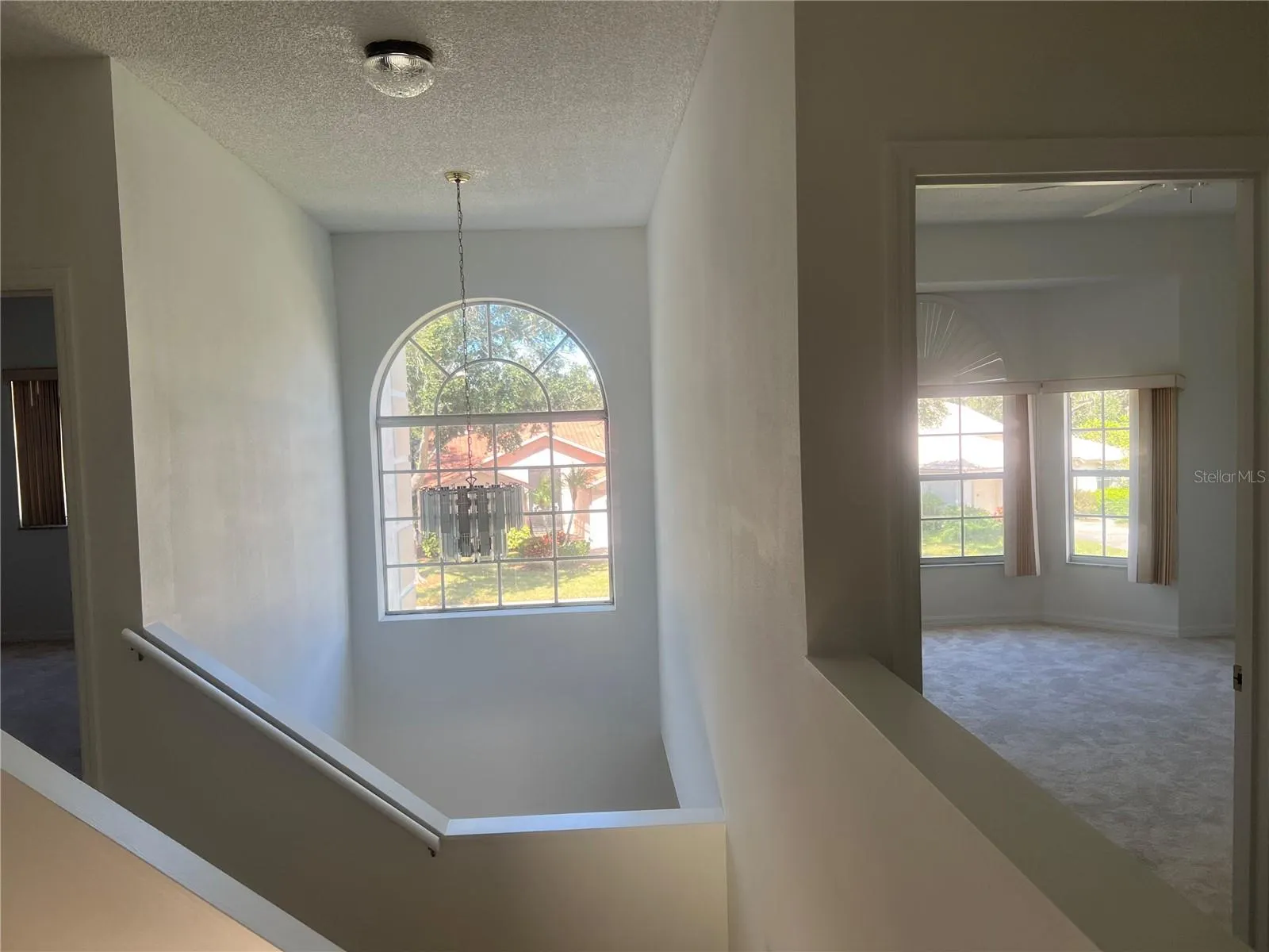 9528 KNIGHTSBRIDGE CIR