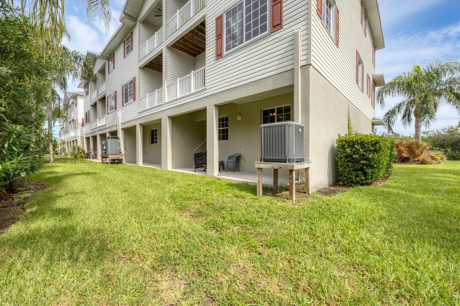 3601 10TH LN W