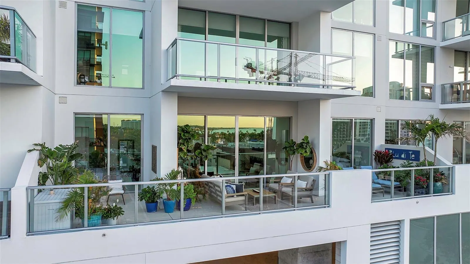 301 QUAY COMMONS #503, #503