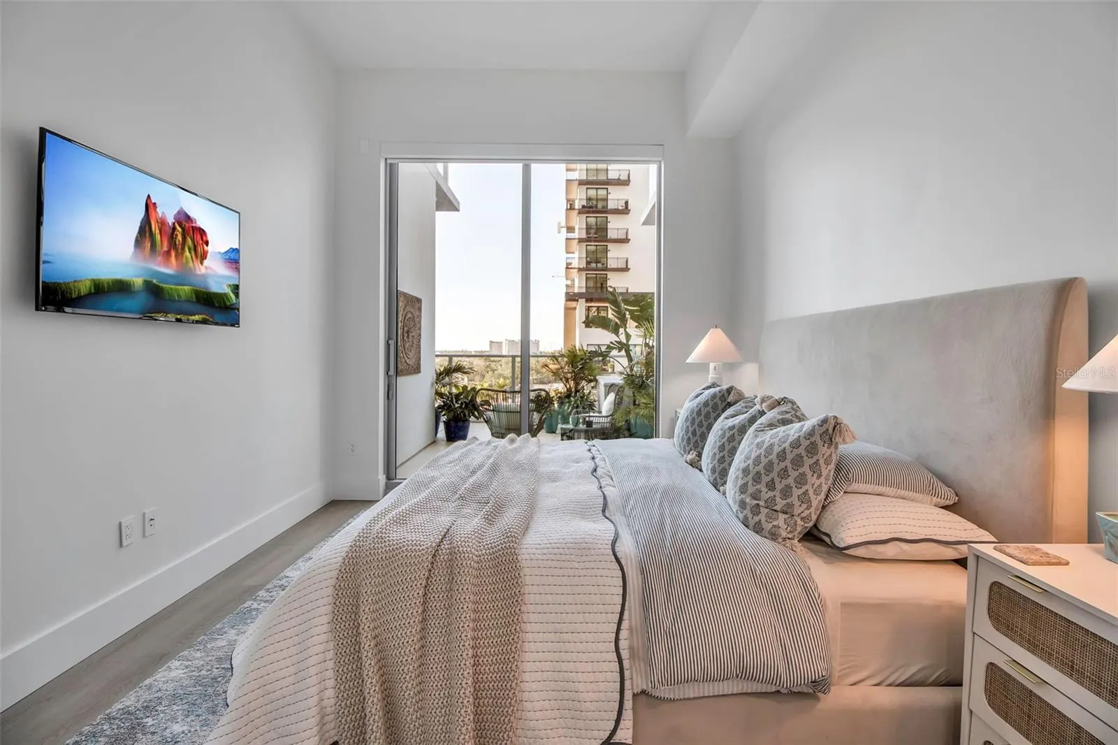 301 QUAY COMMONS #503, #503