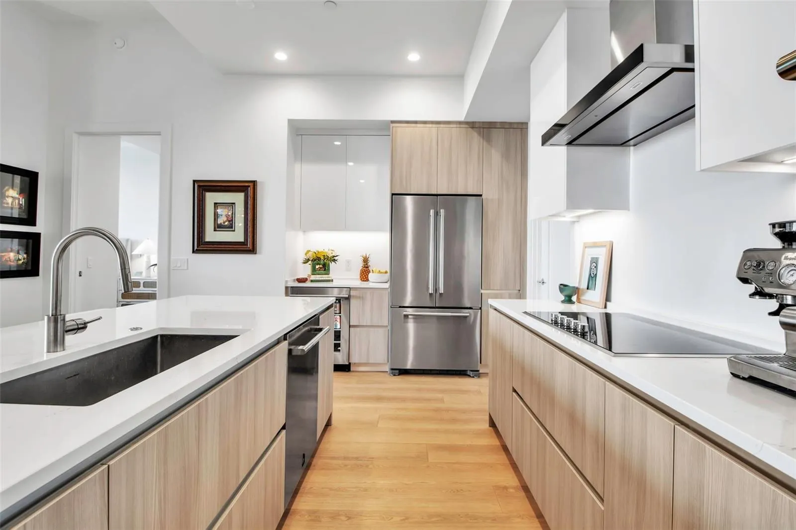 301 QUAY COMMONS #503, #503