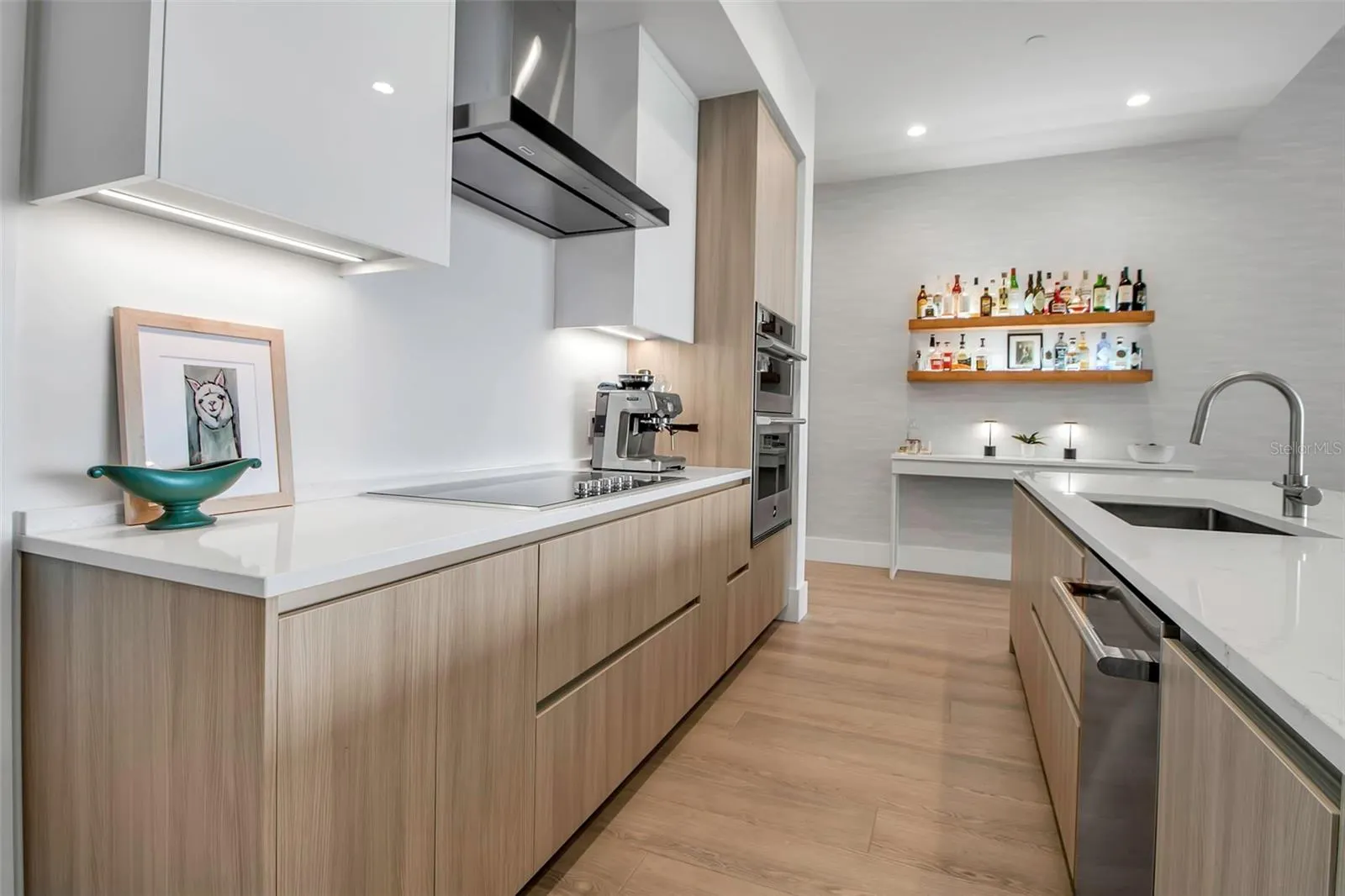 301 QUAY COMMONS #503, #503