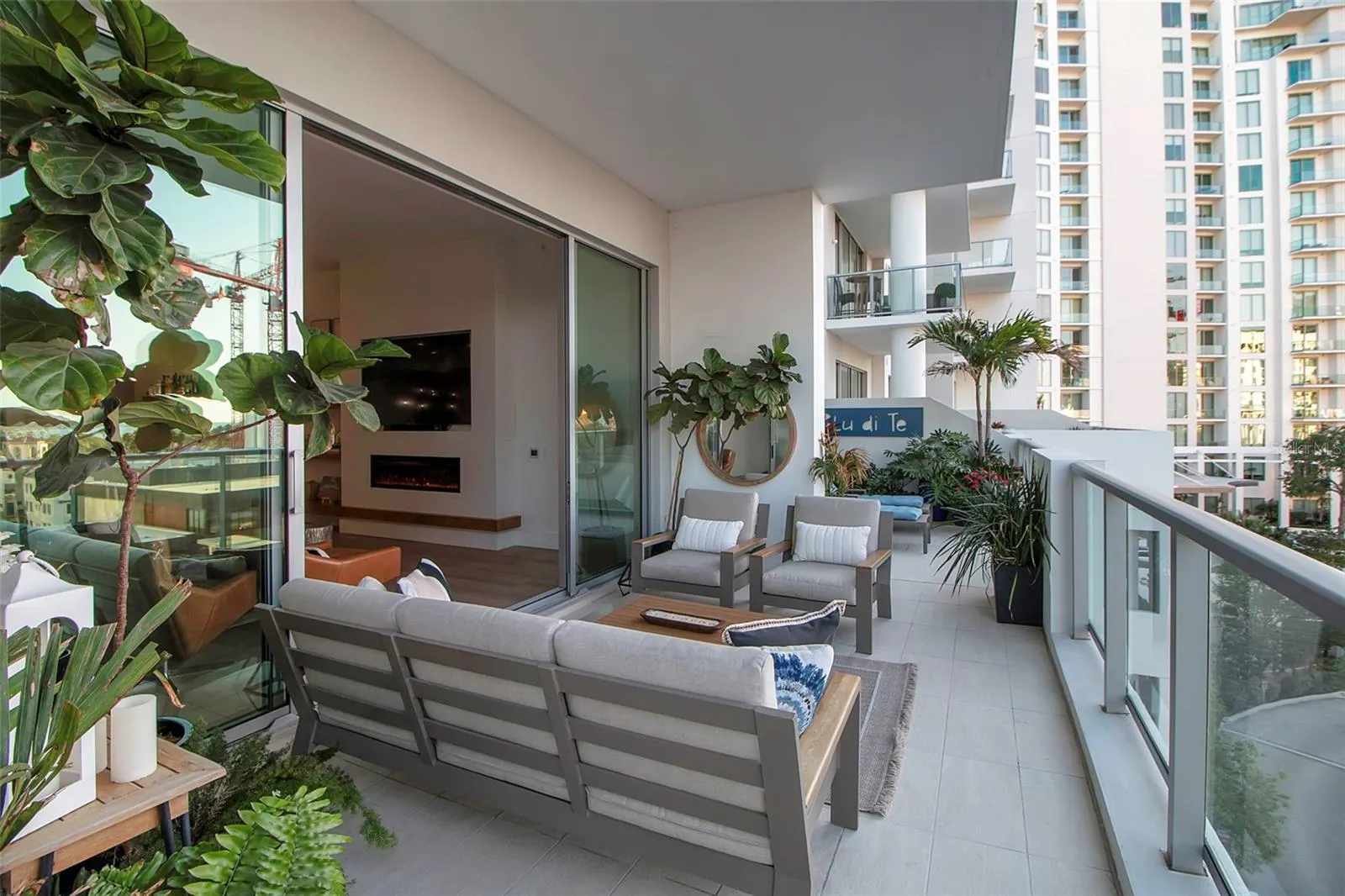 301 QUAY COMMONS #503, #503