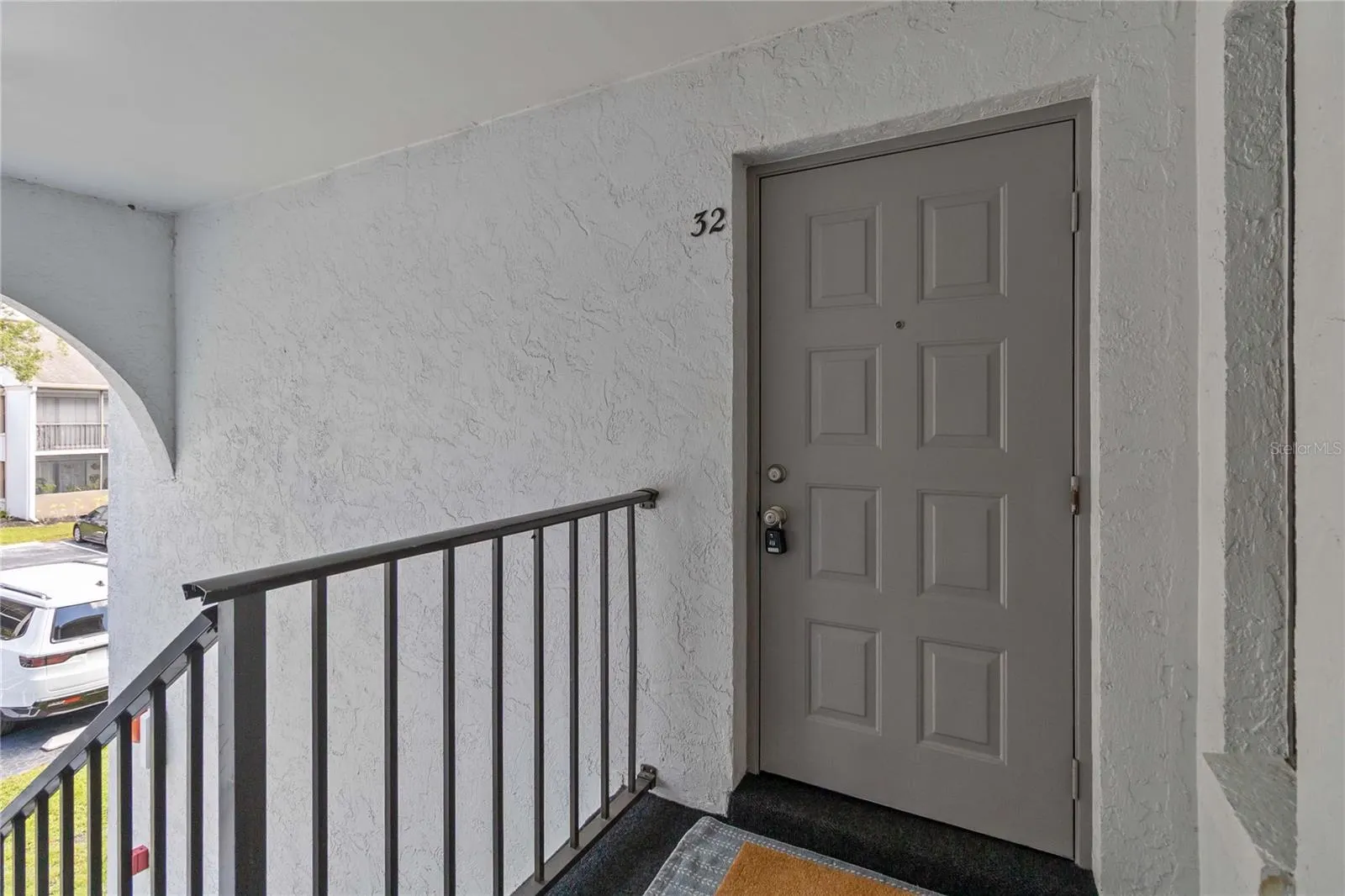 952 COURTYARD LN #32-c, #32-c