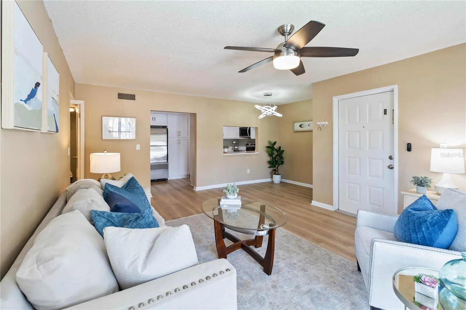 952 COURTYARD LN #32-c, #32-c