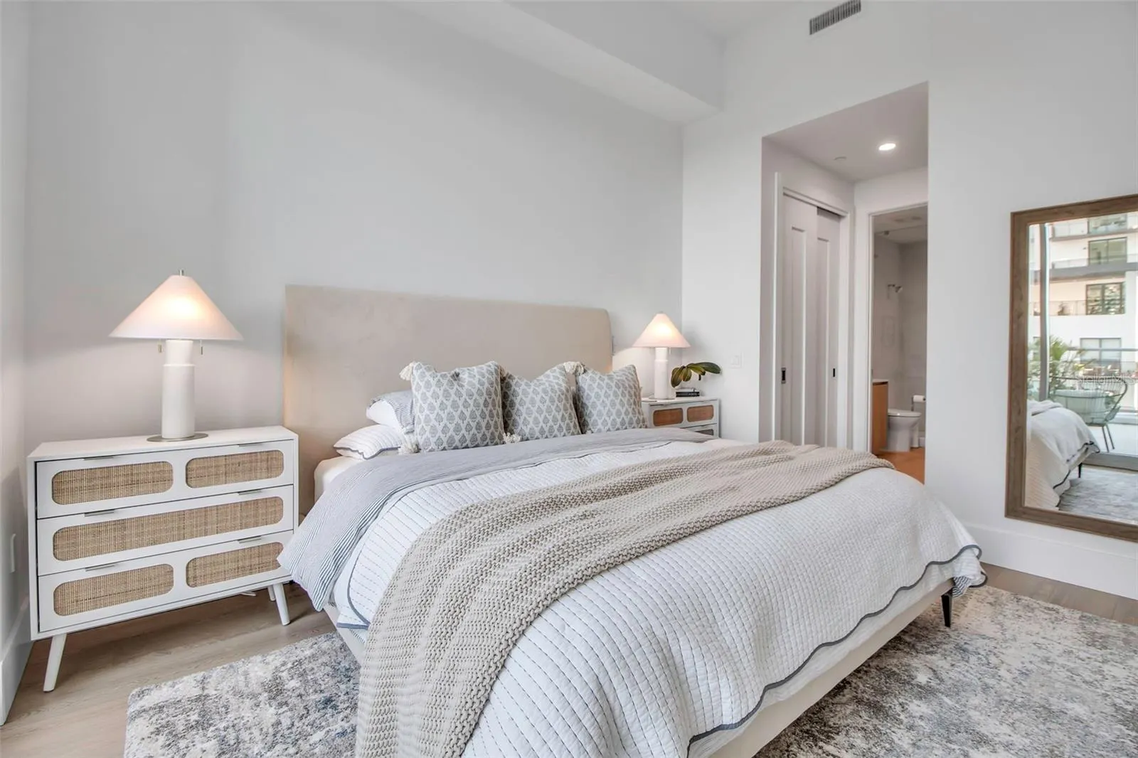 301 QUAY COMMONS #503, #503