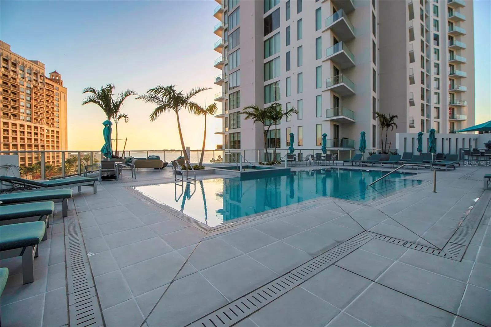 301 QUAY COMMONS #503, #503