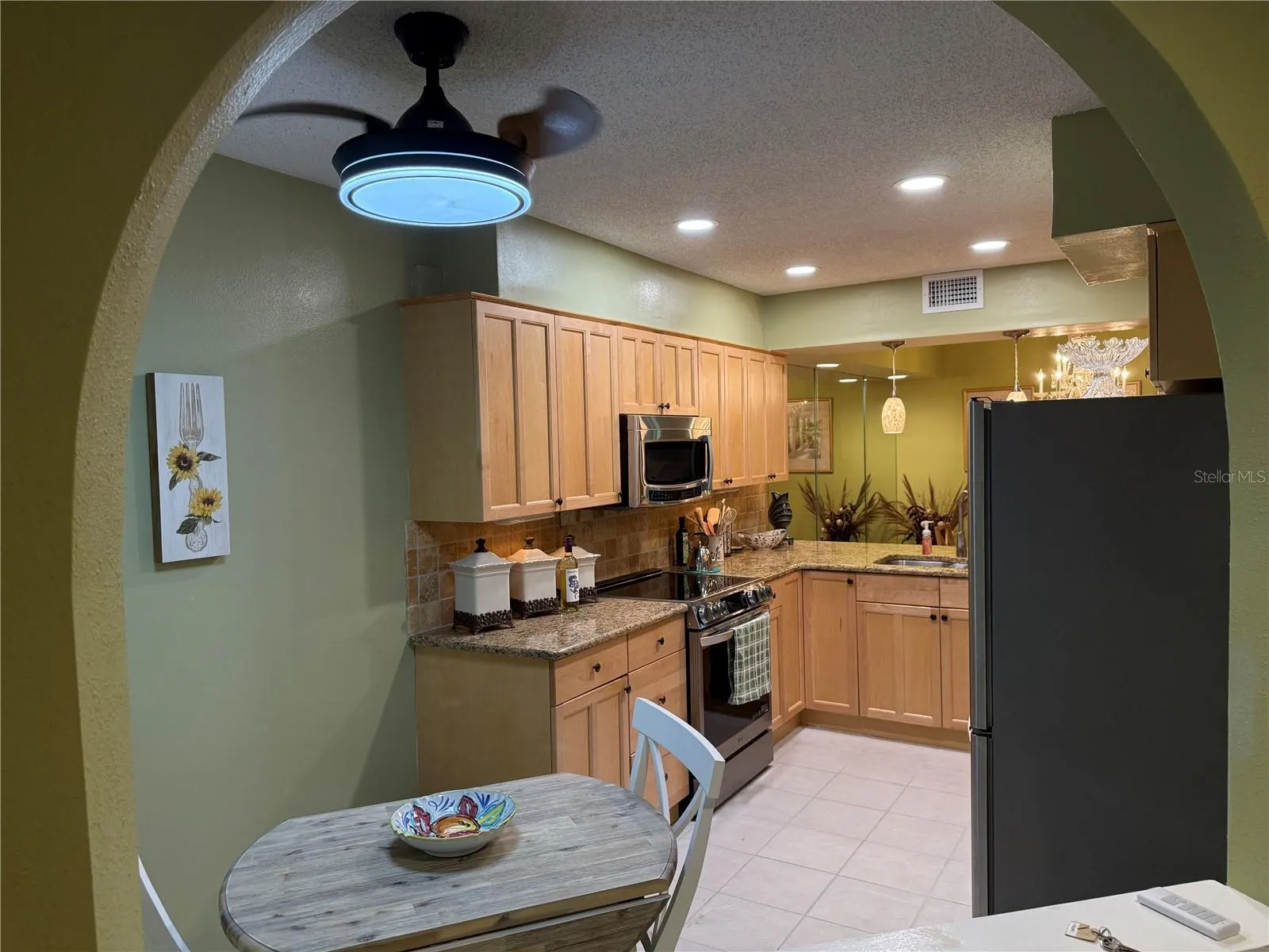 5770 ASHTON LAKE DR #8, #8