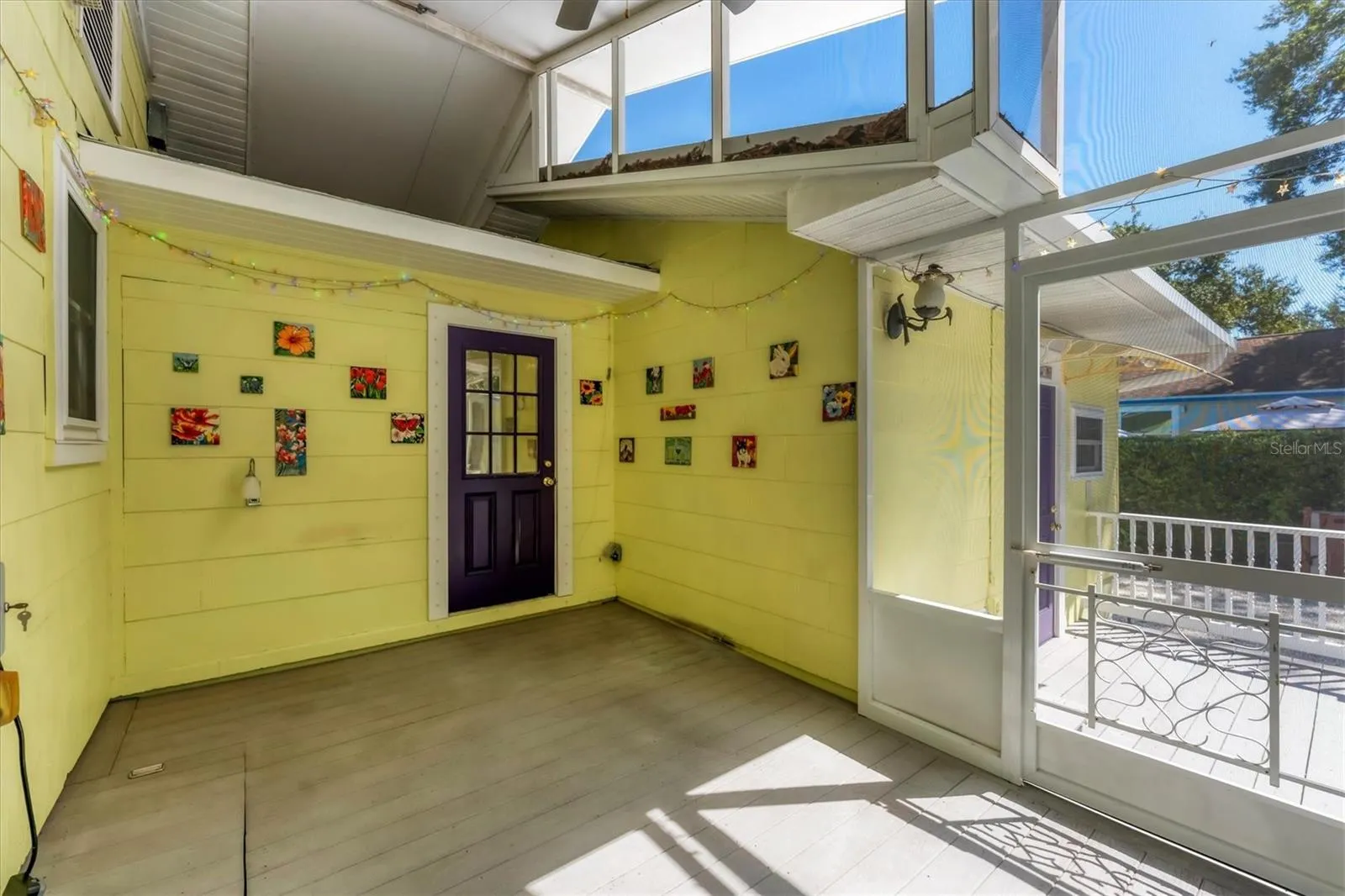 1002 22ND ST W