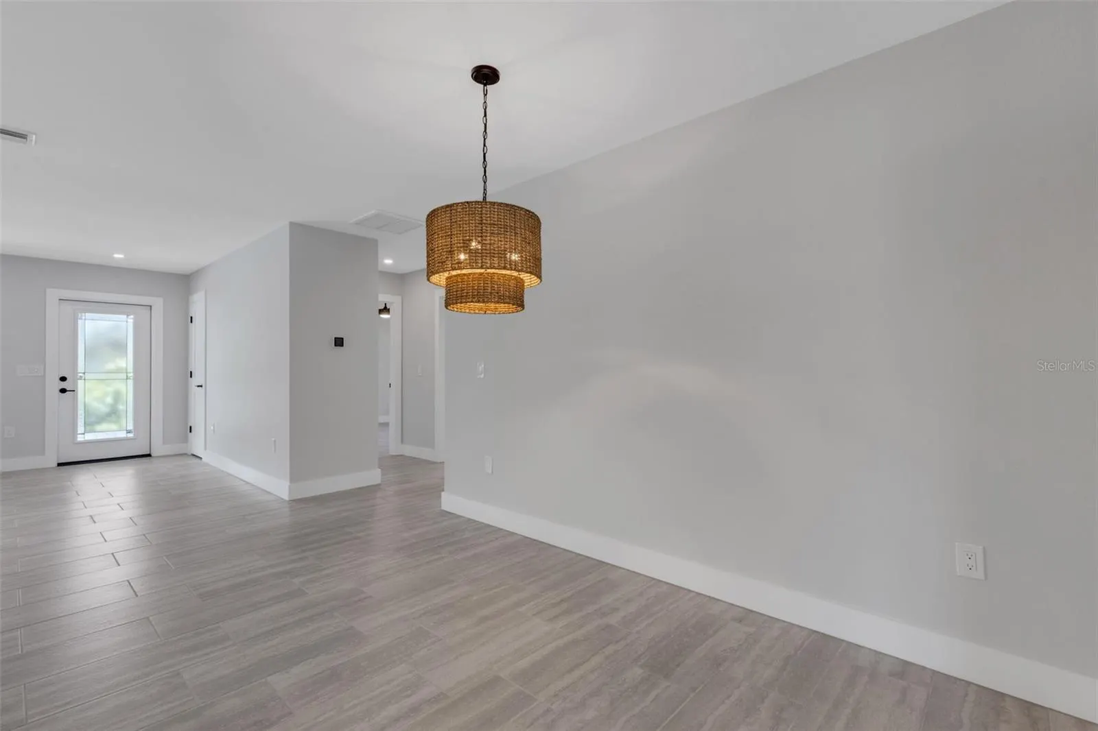 3857 MALEC CIR