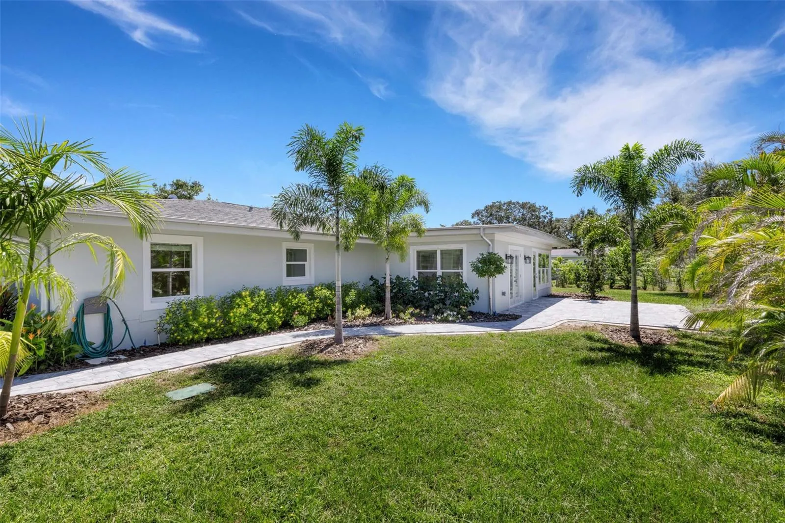 3857 MALEC CIR