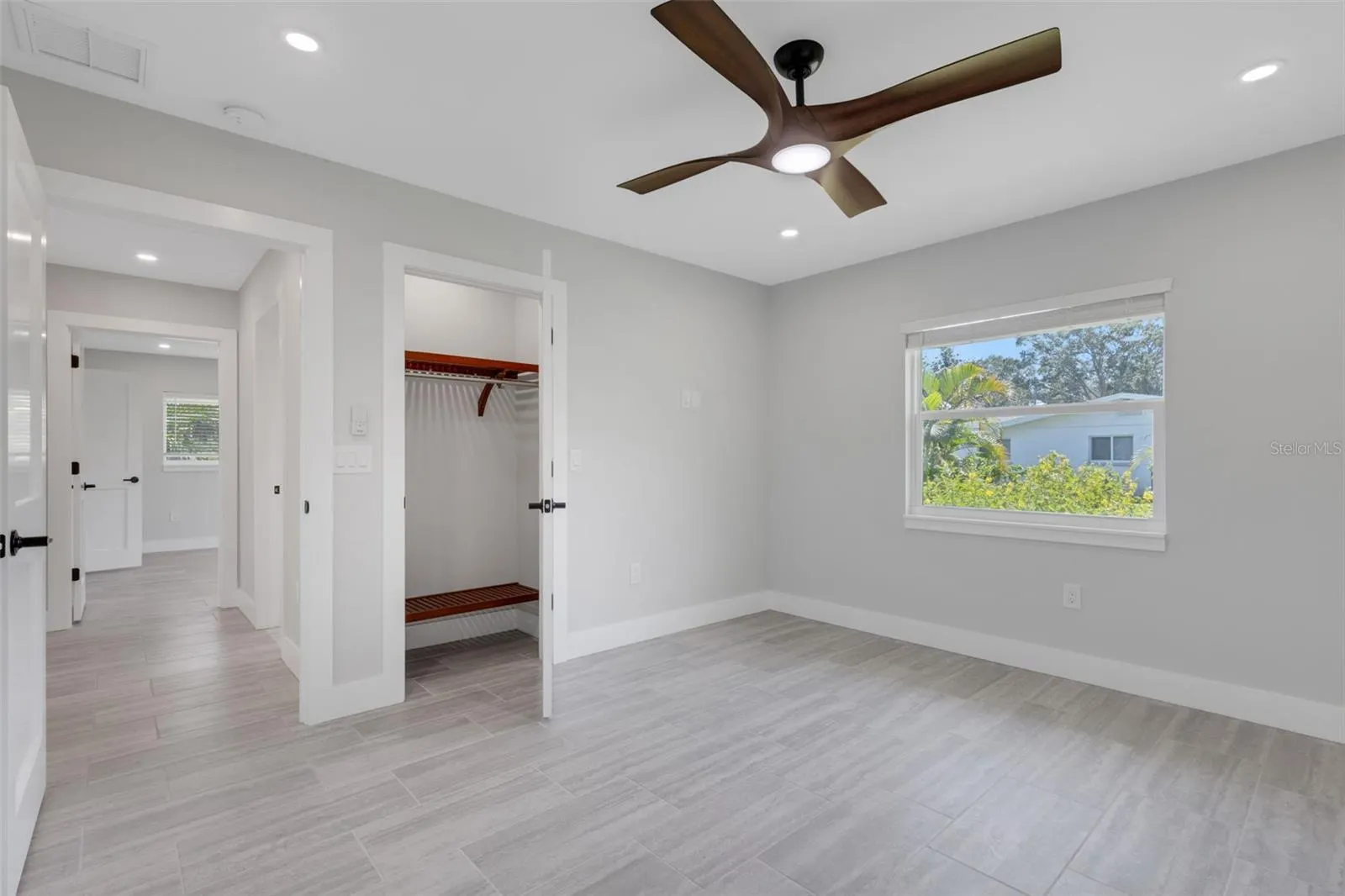 3857 MALEC CIR