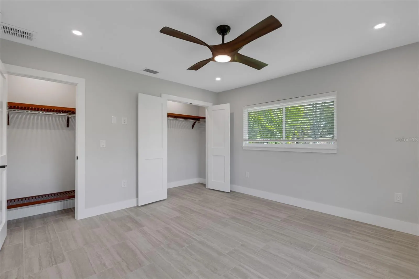 3857 MALEC CIR