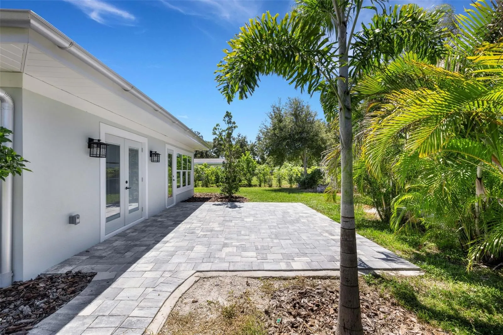3857 MALEC CIR