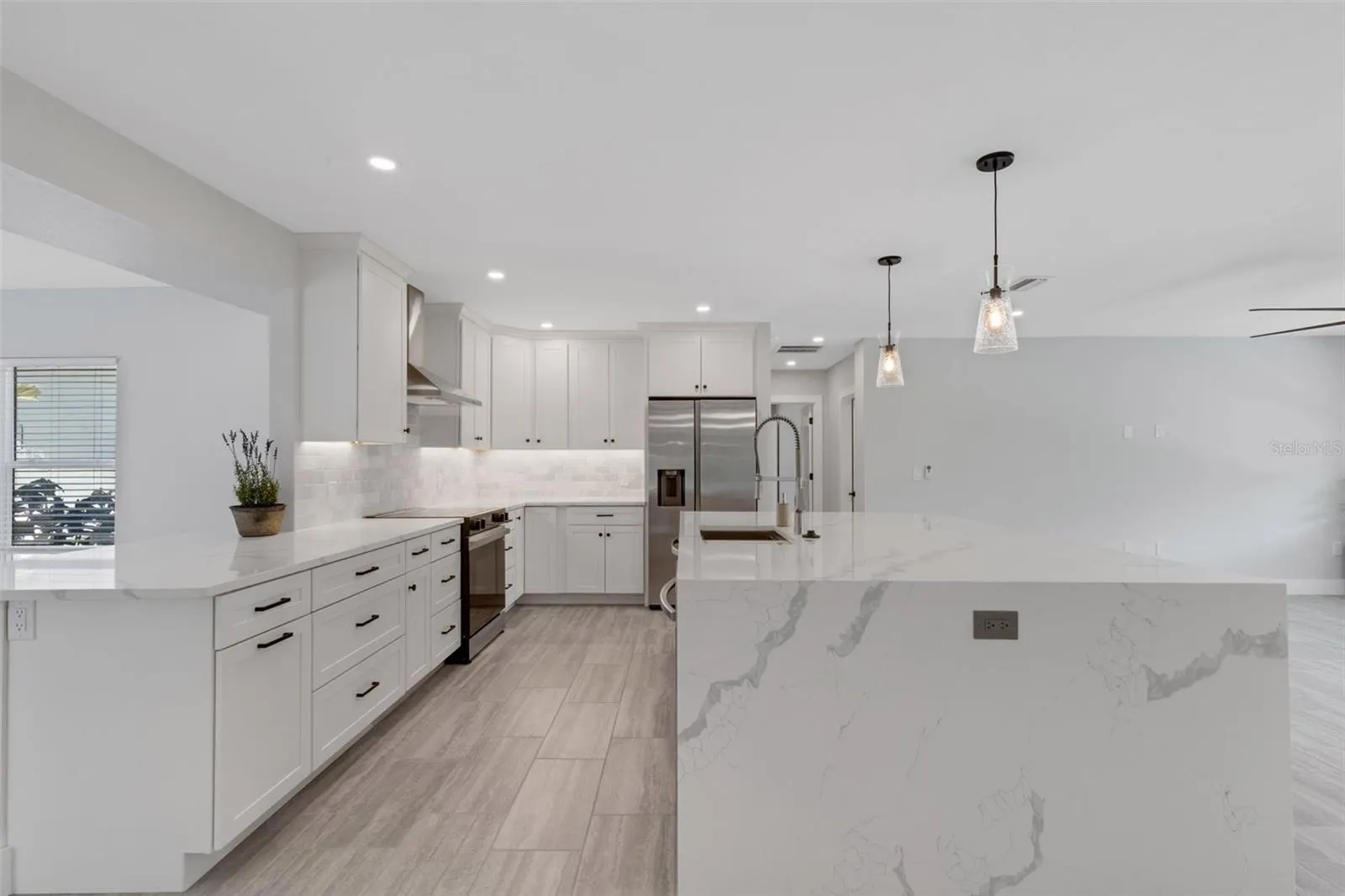 3857 MALEC CIR