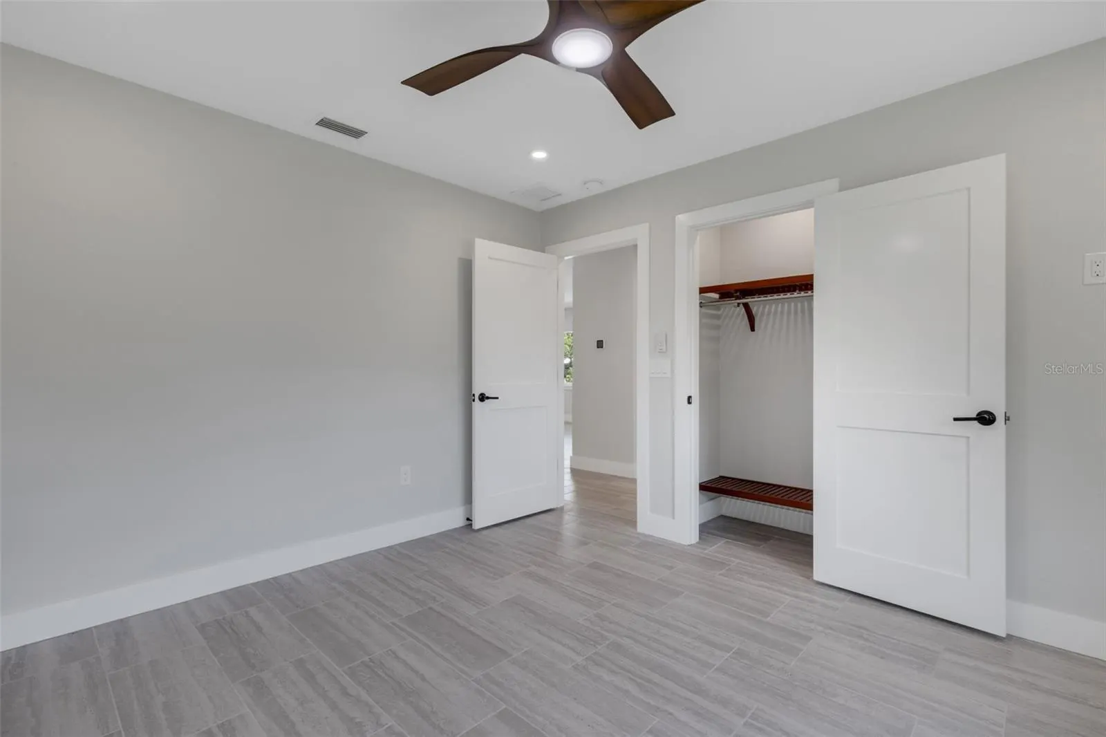 3857 MALEC CIR