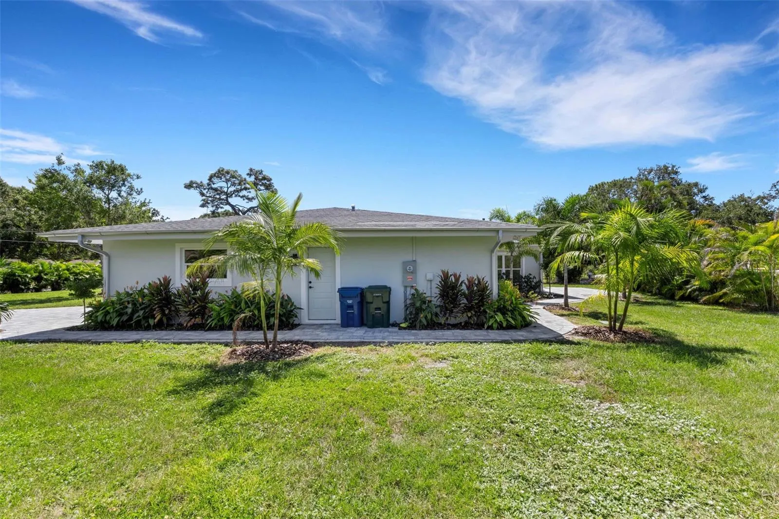 3857 MALEC CIR