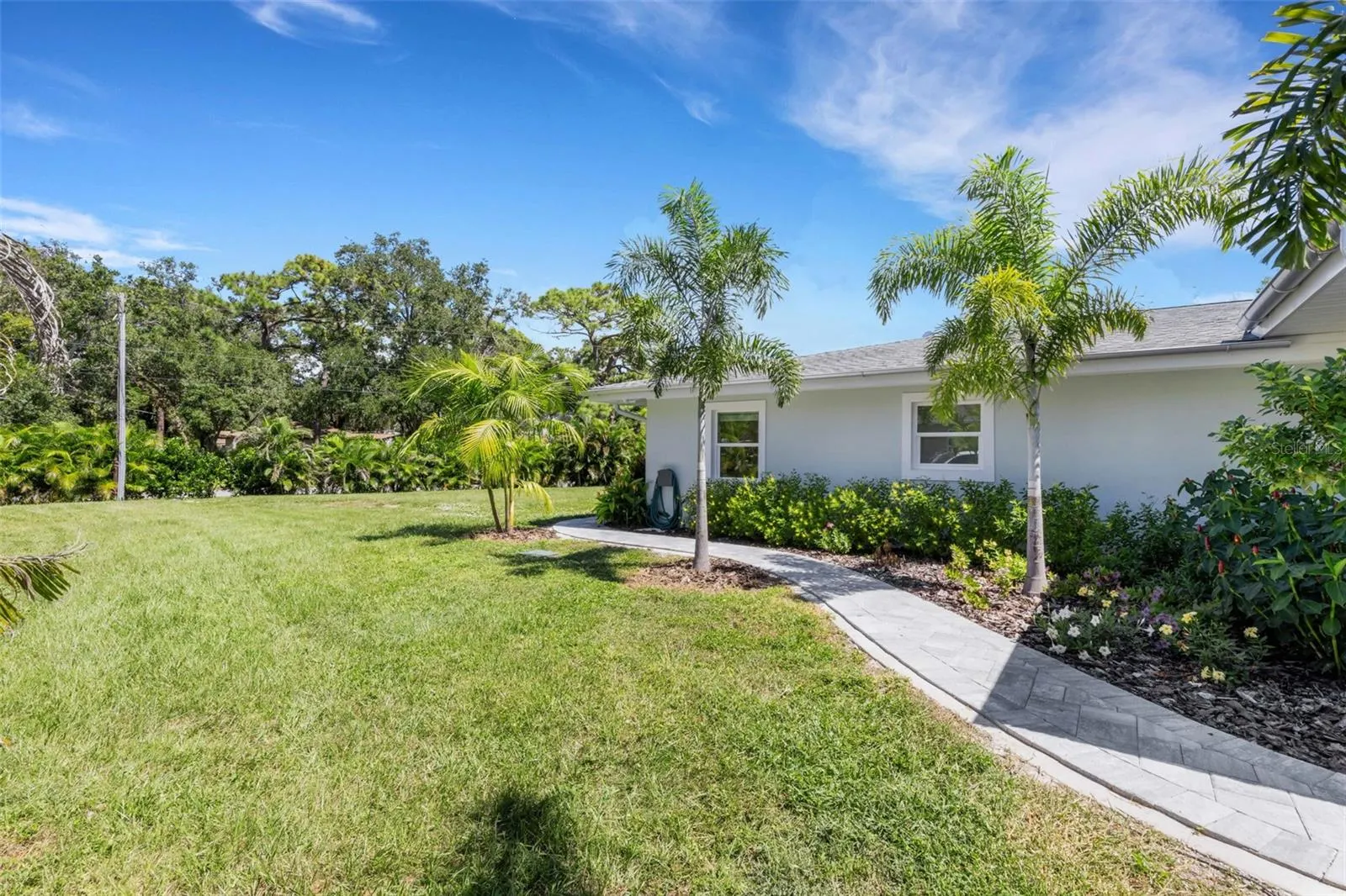 3857 MALEC CIR