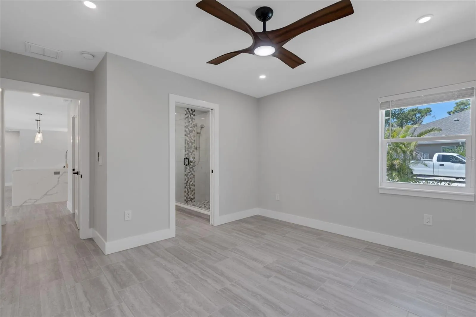 3857 MALEC CIR