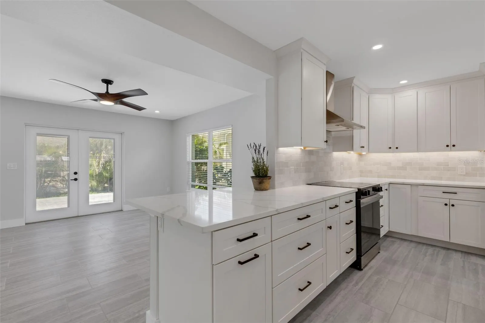 3857 MALEC CIR