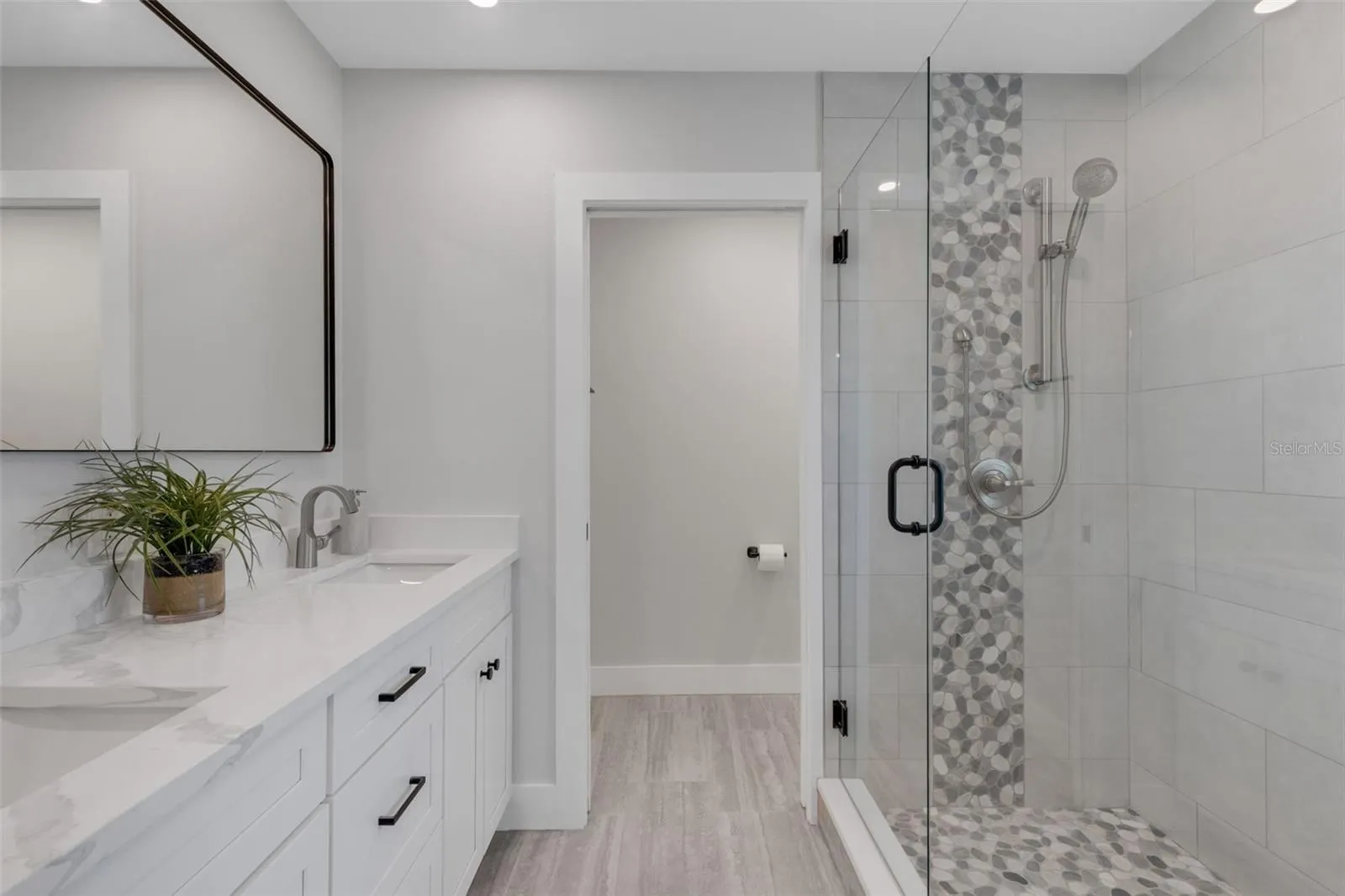 3857 MALEC CIR