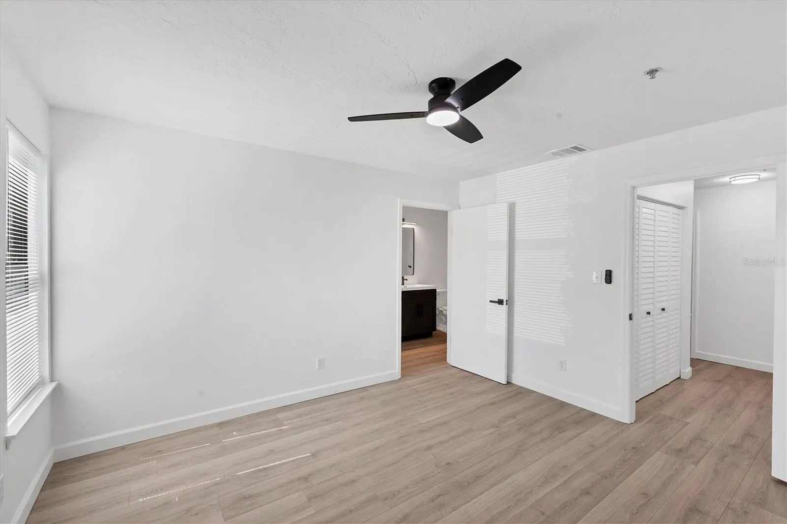 4008 CROCKERS LAKE BLVD #11, #11