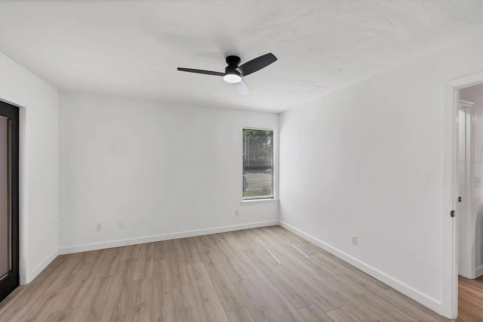 4008 CROCKERS LAKE BLVD #11, #11