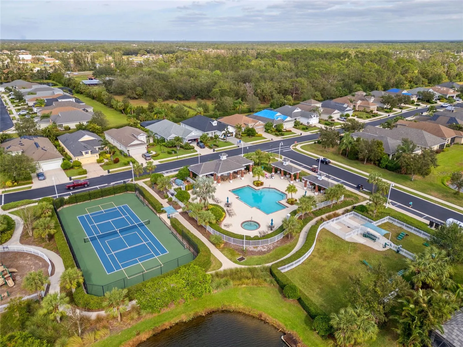 2150 CRYSTAL LAKE TRL